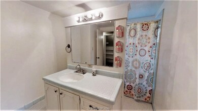 2620 Marguerite St, Bay City, TX 77414 - photo 6