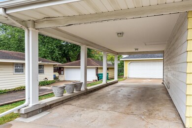 8224 Colfax Ave S, Bloomington, MN 55420 - photo 5