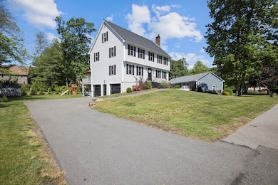 24 Towpath Dr, Wilmington, MA 01887 - photo 2