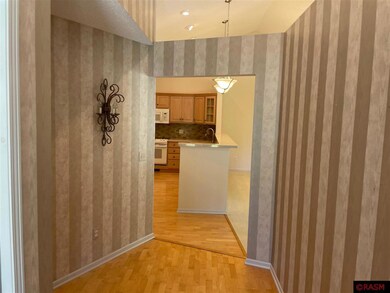 1204 1204 Pine Pointe Curve, St. Peter, MN 56082 - photo 3