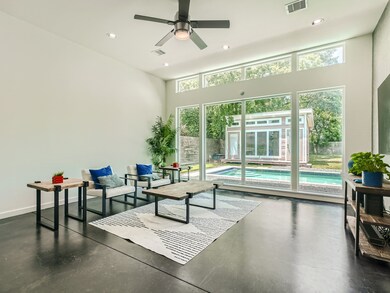 1154 Kinley Ln, Houston, TX 77018 - photo 5