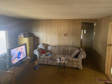 apache family room