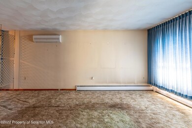 605 N Bromley Ave, Scranton, PA 18504 - photo 4