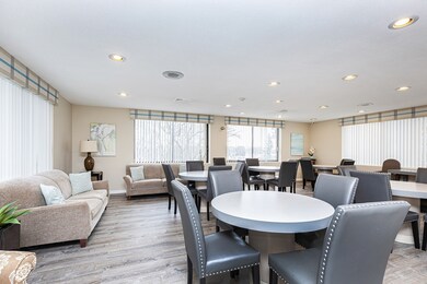 1004 Paradise Rd unit 1A, Swampscott, MA 01907 - photo 5