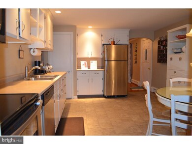 118 S 3rd St, Telford, PA 18969 - photo 6