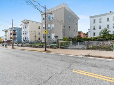 812 Social St, Woonsocket, RI 02895 - photo 3