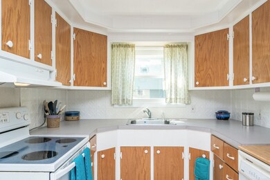 68 Cavour Cir, West Boylston, MA 01583 - photo 4