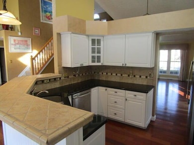 889 Pelham Ct, Westerville, OH 43081 - photo 7