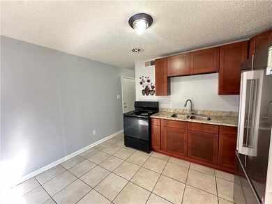 140 Rosalie Dr unit B, Avondale, LA 70094 - photo 3