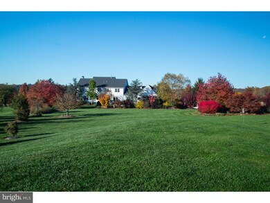 4011 Fountain Cir, Fountainville, PA 18923 - photo 3