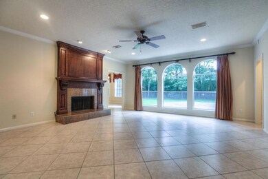 15257 Runnymede St, Conroe, TX 77384 - photo 3