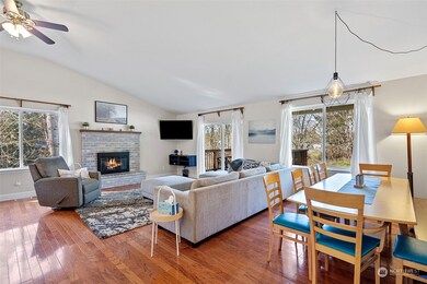 35702 94th Ave S, Mc Kenna, WA 98558 - photo 3