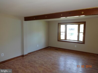 13 Bon Oak Ct, Reisterstown, MD 21136 - photo 2