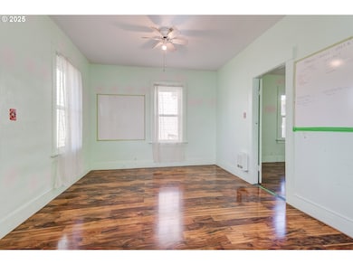 2727 E St, Washougal, WA 98671 - photo 6