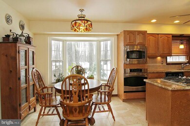 1 Vivians Way Dr, Sykesville, MD 21784 - photo 3