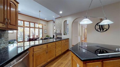 6100 Hallet St, Shawnee, KS 66216 - photo 5