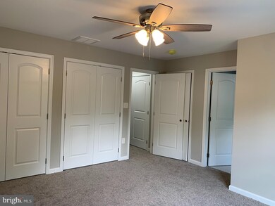 742 W 11th St, Front Royal, VA 22630 - photo 5