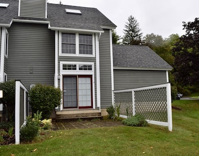 78 Amity Place, Amherst, MA 01002 - photo 4