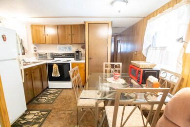 1009 Wisconsin St, Fort Meade, FL 33841 - photo 4