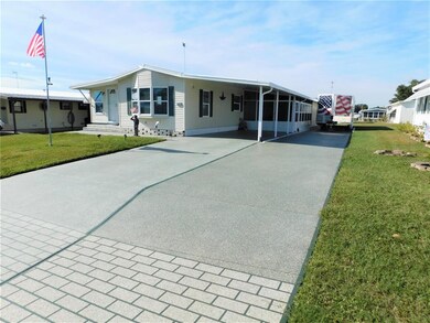 5539 Dakota St, Zephyrhills, FL 33542 - photo 2