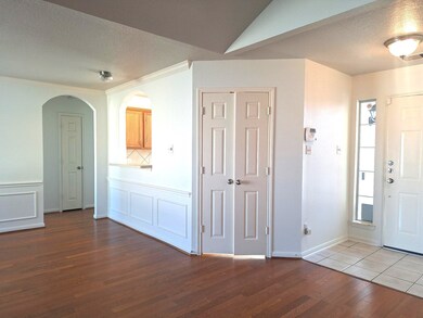 OPEN FLOOR PLAN