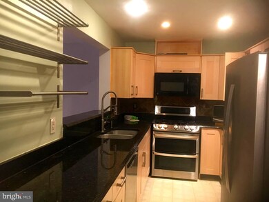 4029 Chetham Way, Woodbridge, VA 22192 - photo 2