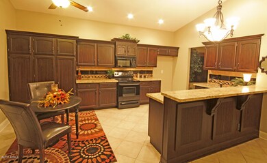 5237 E Enrose St, Mesa, AZ 85205 - photo 2