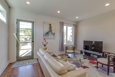 761B Alloway St, Nashville, TN 37203 - photo 4