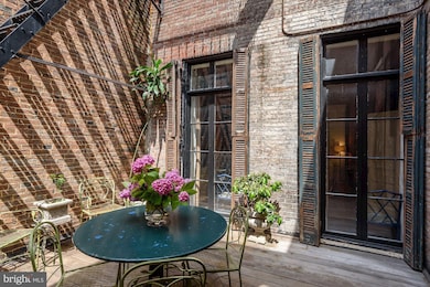 514 Cathedral St, Baltimore, MD 21201 - photo 6