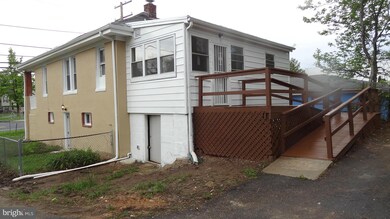 5516 Sheriff Rd, Capitol Heights, MD 20743 - photo 2