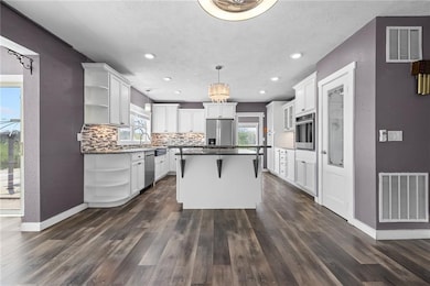 5303 Hickory Hills Ln, Harrison, AR 72601 - photo 3