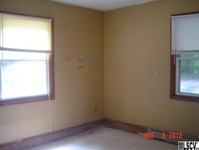 1869 W Highway 150, Lincolnton, NC 28092 - photo 7