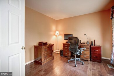 9054 Cottage Loop, Bristow, VA 20136 - photo 3