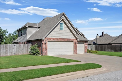 6904 S Chestnut Ave, Broken Arrow, OK 74011 - photo 2