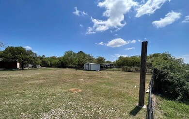 182 Overland Trail, Azle, TX 76020 - photo 2