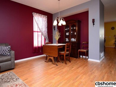 904 Summit Ridge Dr, Papillion, NE 68046 - photo 4
