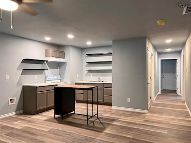 1703 Polk St, Wichita Falls, TX 76309 - photo 3