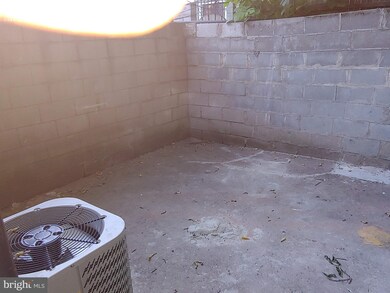 2339 Gerritt St, Philadelphia, PA 19146 - photo 7