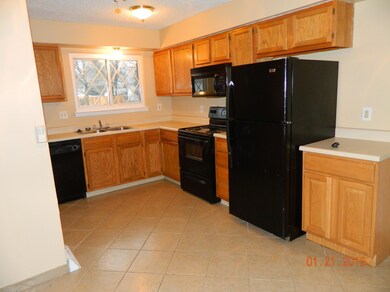 2793 Moundcrest St, Columbus, OH 43232 - photo 4