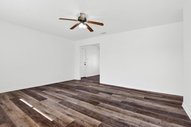 208 Texoma Dr, Whitesboro, TX 76273 - photo 7