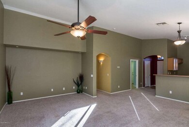 6910 S 37th Dr - MLS-5