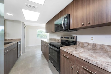 210 Delido Ct, Punta Gorda, FL 33950 - photo 6