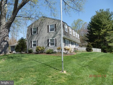 1216 Clearfield Cir, Lutherville Timonium, MD 21093 - photo 2