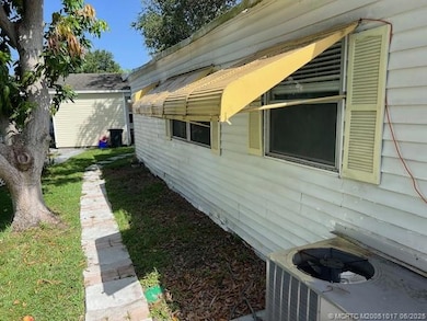 2555 Pga Blvd unit 116, Palm Beach Gardens, FL 33410 - photo 3