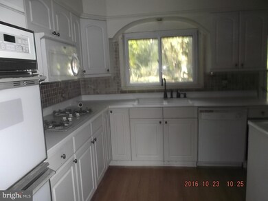 23714 Kingston Creek Rd, California, MD 20619 - photo 6