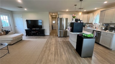 20 Nellie St, Providence, RI 02904 - photo 2