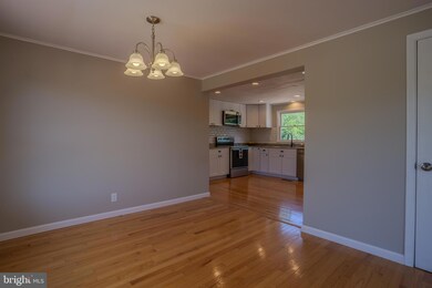 260 Henshaw Rd, Bunker Hill, WV 25413 - photo 3