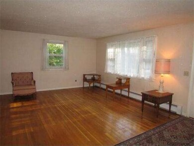 41 Tillyer Ave, Southbridge, MA 01550 - photo 7