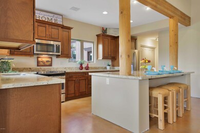 Center Island with Breakfast Bar