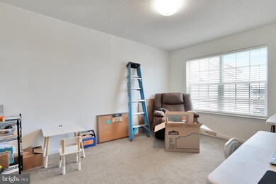 1852 Wood Duck Dr E, Chambersburg, PA 17202 - photo 6